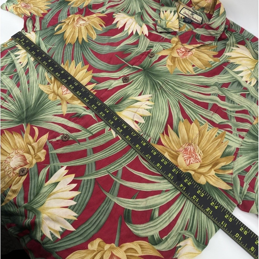 Lot Of 2 VNTG Tommy Bahama Shirt XL 100% Silk Floral All Over Print Hawaiian - Picture 8 of 10